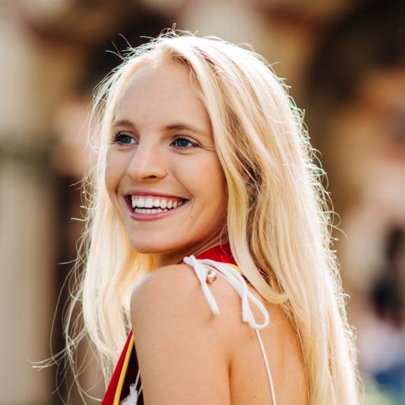 Lauren Y - Picture 1 of 2